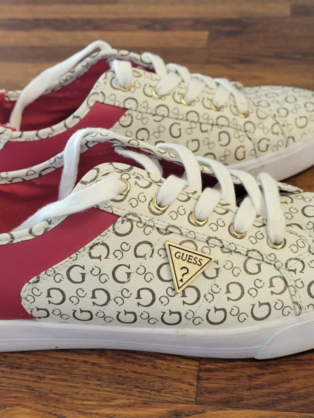 Guess Sneakers